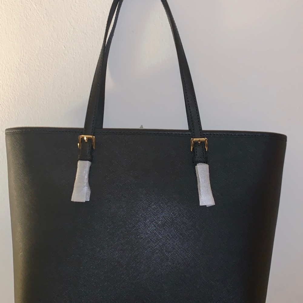 Michael Kors Jet Set Travel Black Saffiano Leather - Picture 2 of 8